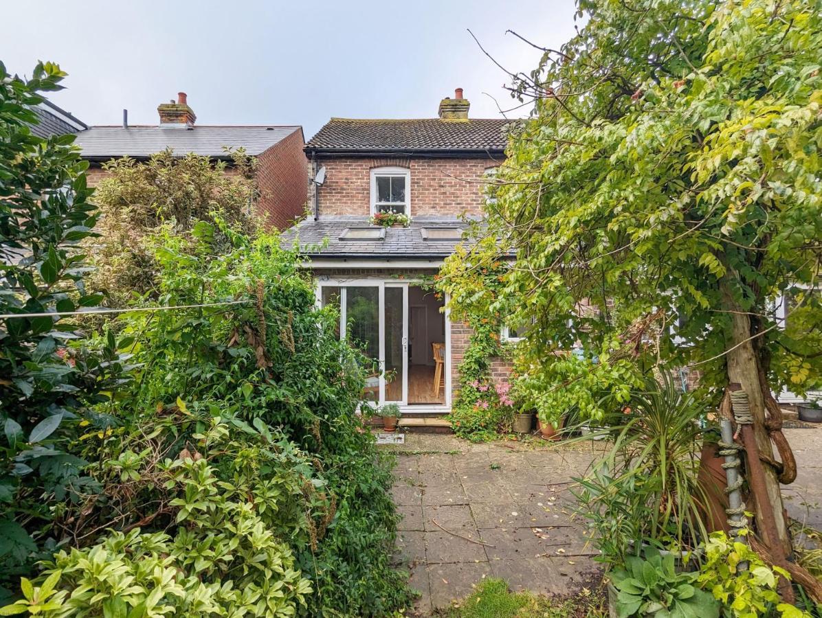 Thorney Road Villa Emsworth Exterior photo